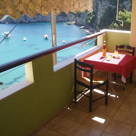 Haravgi Hotel Patitírion Extérieur photo