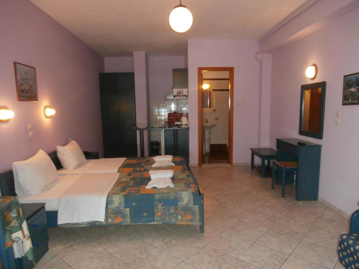 Haravgi Hotel Patitírion Extérieur photo