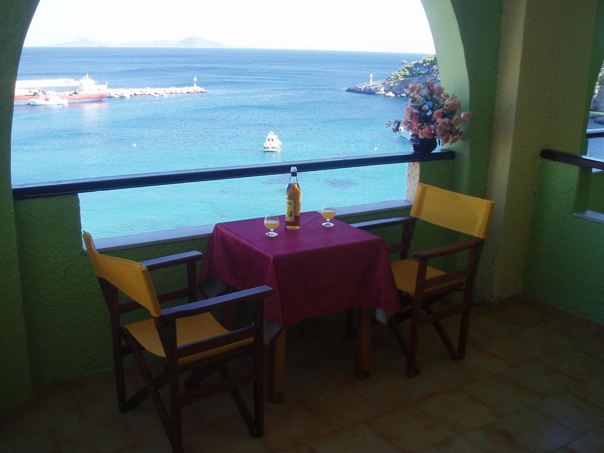 Haravgi Hotel Patitírion Extérieur photo