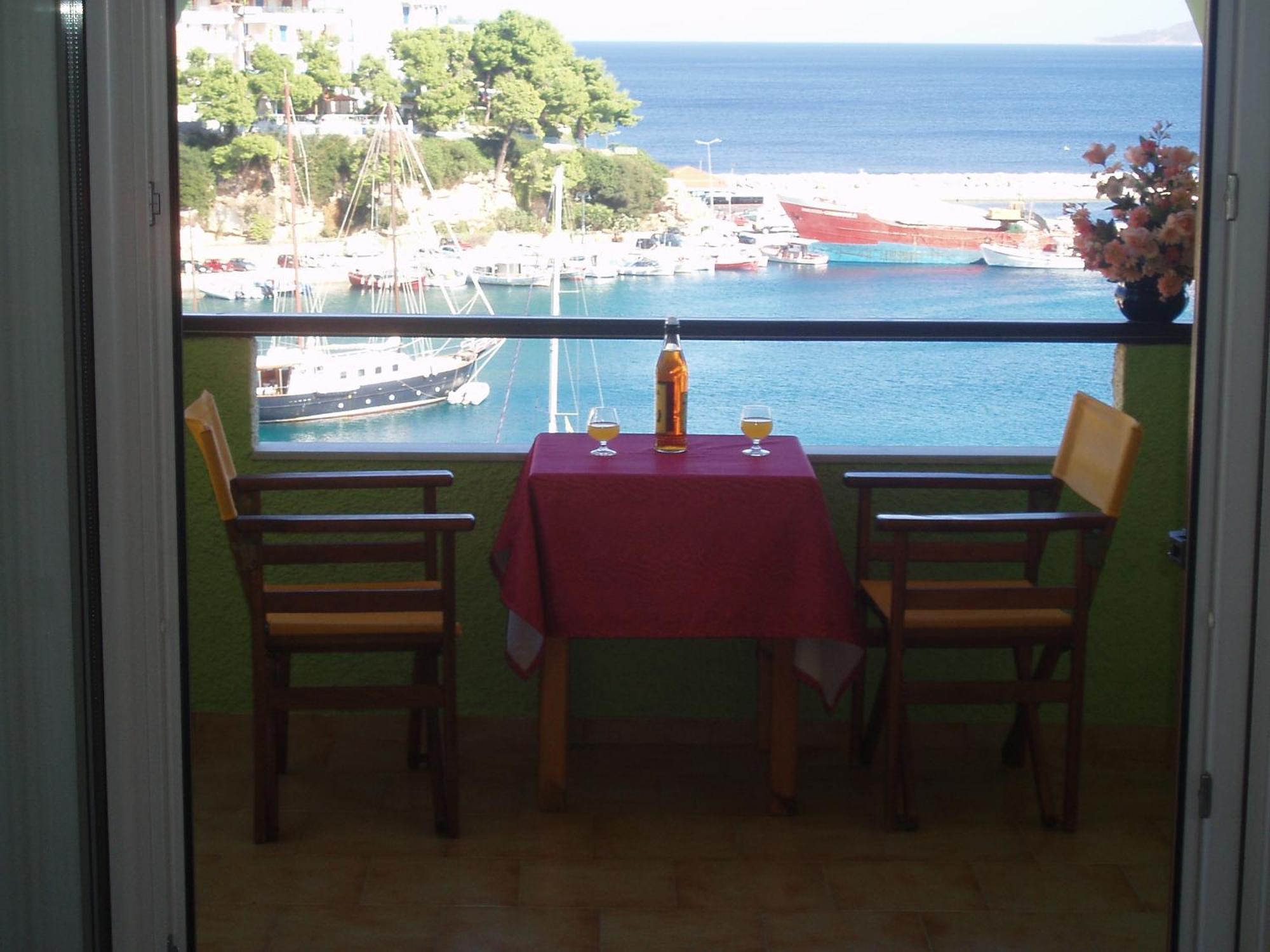 Haravgi Hotel Patitírion Extérieur photo