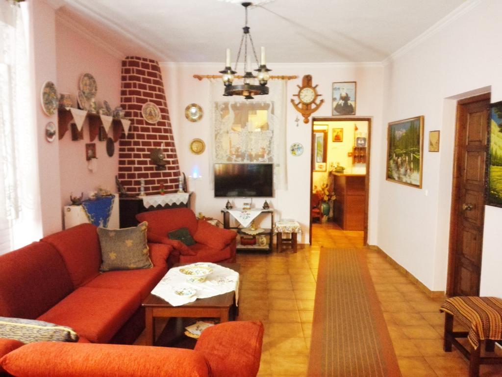 Haravgi Hotel Patitírion Extérieur photo
